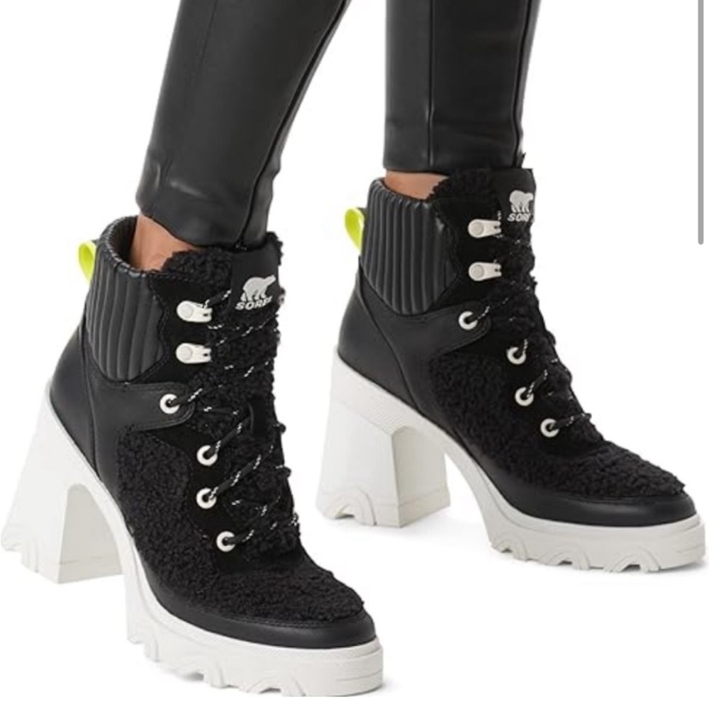 NWT Sorel BREX Leather & Faux Shealing Block Heel Lace Bootie